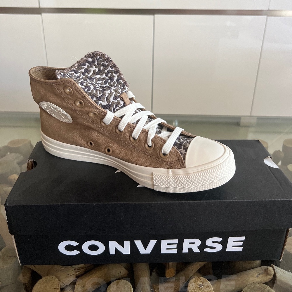 CONVERSE Chuck Taylor All Stars Dessert Camo Shoes